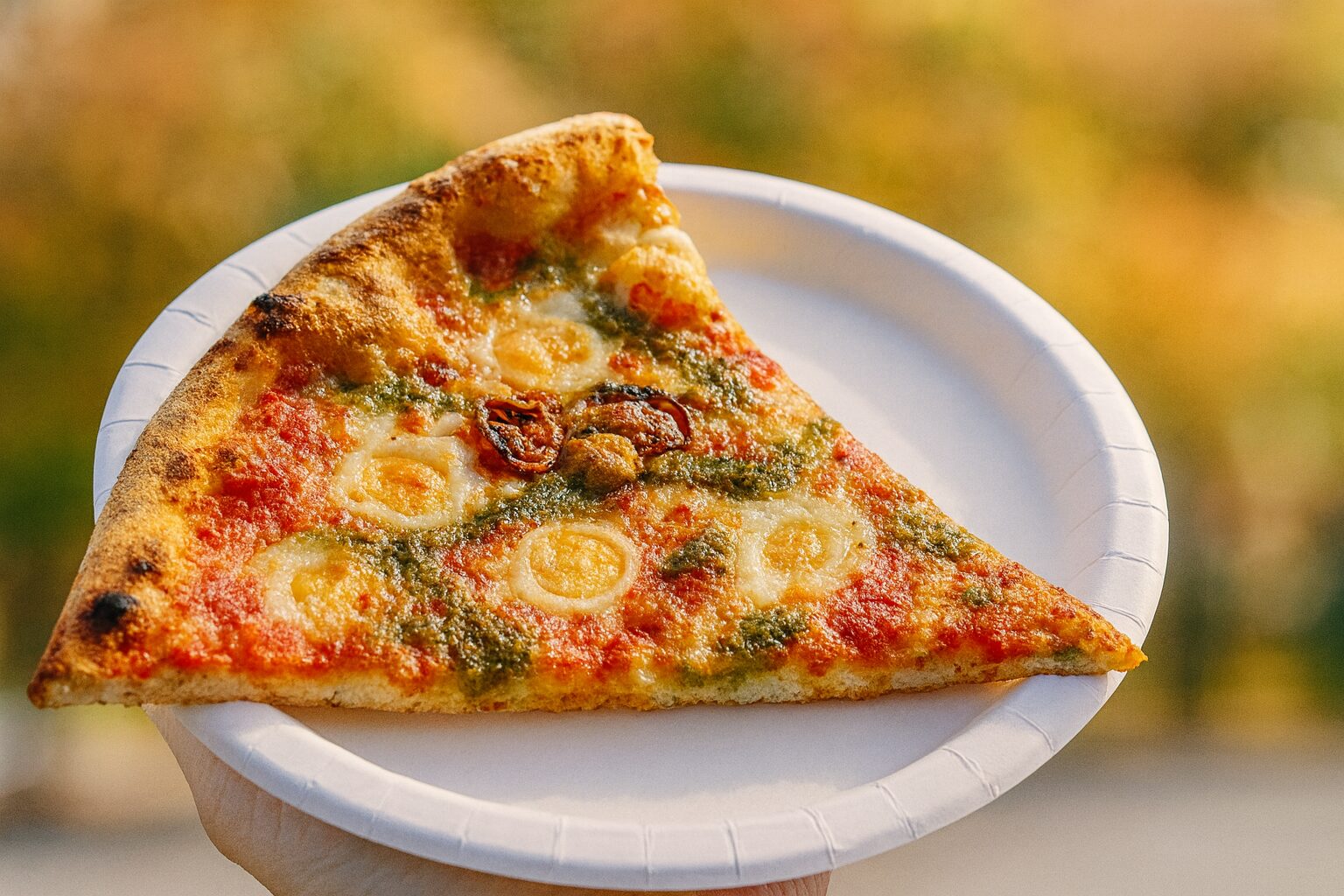 コストコのマルゲリータスライスピザの味は？フードコート限定を紹介